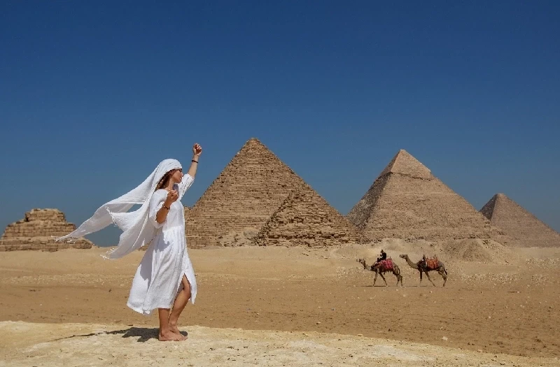 Viaggio al Cairo e alle Piramidi: Un'Avventura nell'Antico Egitto